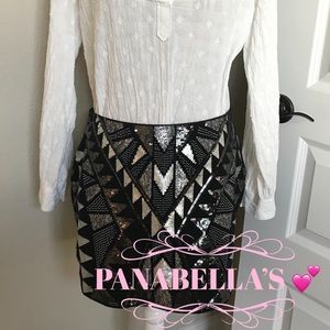 🌼 EXPRESS Mini Skirt